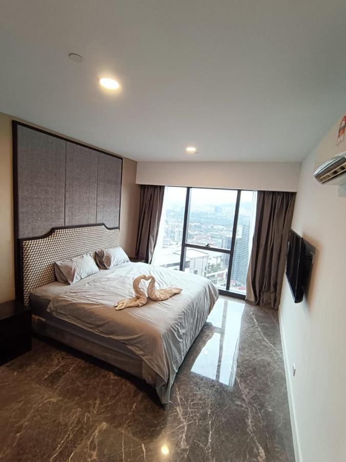 Platinum Suite 2 New Kl Cbd New Luxury Condo With Best Infinity View To Klcc Twin Towers Pool Куала-Лумпур Екстер'єр фото